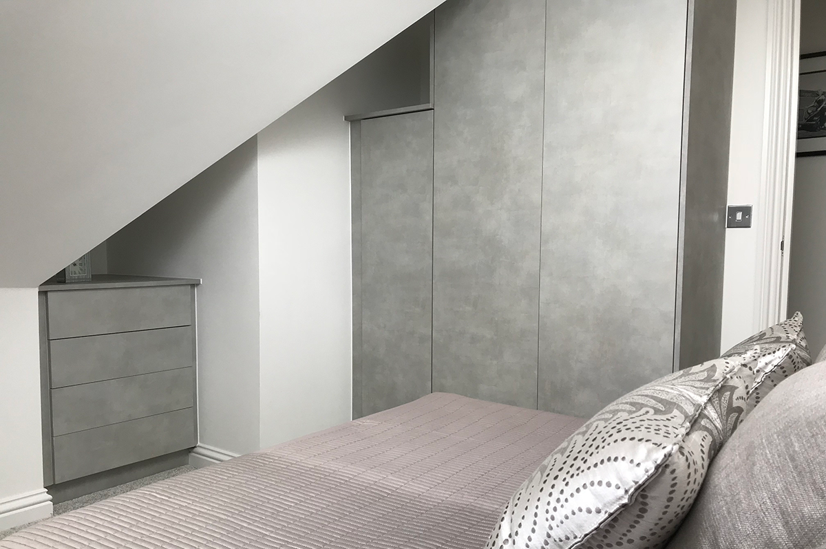 light grey modern handless bedroom maidstone